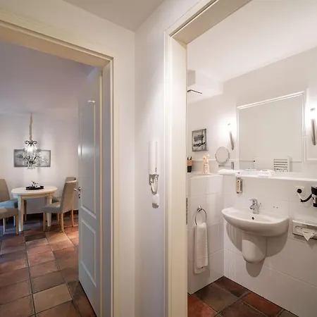 Souterrain Ferienwohnung In Dierhagen Apartamento